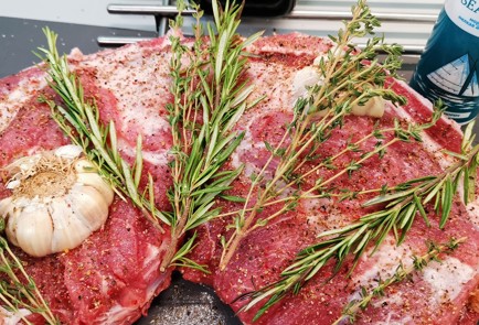 Фото шага рецепта Пикантная свиная шейка запеченная в рукаве 151287 шаг 10  