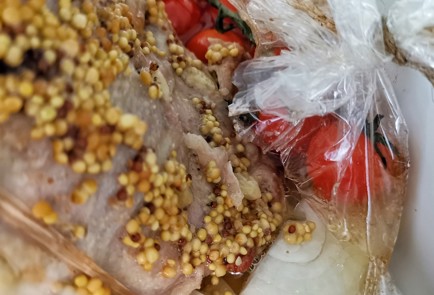 Фото шага рецепта Пикантная свиная шейка запеченная в рукаве 151287 шаг 24  