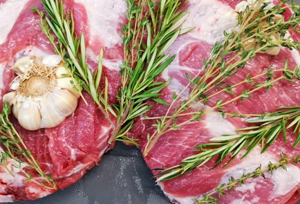 Фото шага рецепта Пикантная свиная шейка запеченная в рукаве 151287 шаг 7  