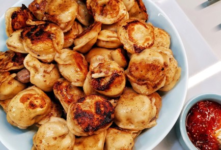 Фото шага рецепта Пикантные пельмени обжаренные на сковороде 152781 шаг 10  