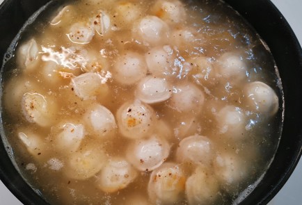 Фото шага рецепта Пикантные пельмени обжаренные на сковороде 152781 шаг 4  