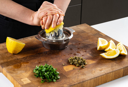 Фото шага рецепта Пикатта из камбалы 191157 шаг 2  