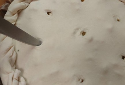 Фото шага рецепта Пирог из слоеного теста с курицей и картофелем 188916 шаг 20  