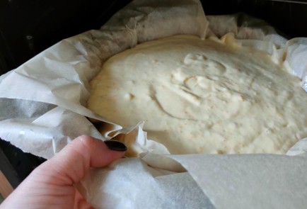 Фото шага рецепта Пирог на кефире с мандаринами и цукатами 188230 шаг 20