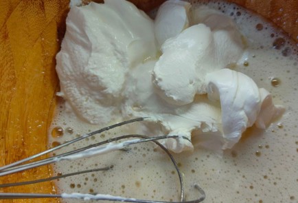 Фото шага рецепта Пирогперевертыш со сливами 190472 шаг 5  