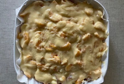 Фото шага рецепта Пирог с абрикосами и персиками 186962 шаг 10  