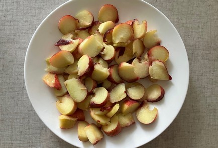 Фото шага рецепта Пирог с абрикосами и персиками 186962 шаг 7  