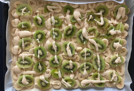 Фото шага рецепта Пирог с ананасами на рисовой муке 176110 шаг 10  