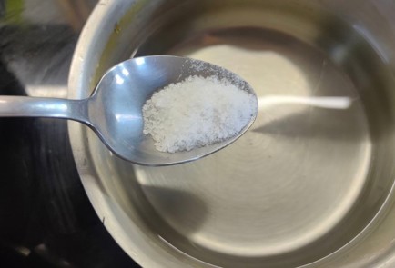 Фото шага рецепта Пирог с брокколи и шпинатом 176355 шаг 2  