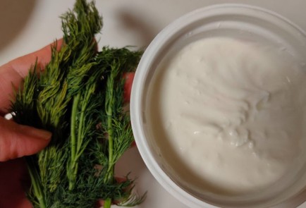 Фото шага рецепта Пирог с фаршем из индейки картофелем и яйцом со сметанным соусом 188962 шаг 23