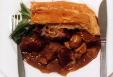 Фото шага рецепта Пирог с говядиной и грибами 54646 шаг 4  