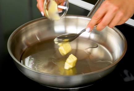 Фото шага рецепта Пирог с грибами 151270 шаг 5  