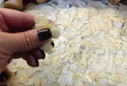 Фото шага рецепта Пирог с грушами в духовке 190614 шаг 14  