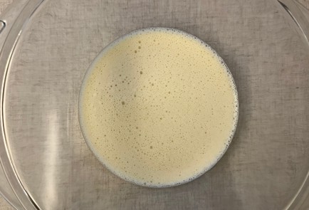 Фото шага рецепта Пирог с кабачком и персиками 189998 шаг 6  