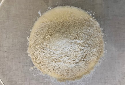 Фото шага рецепта Пирог с кабачком и персиками 189998 шаг 8  