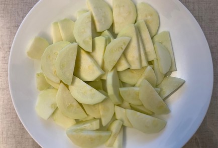 Фото шага рецепта Пирог с кабачком рукколой и сыром 189993 шаг 5  