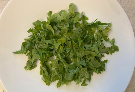 Фото шага рецепта Пирог с кабачком рукколой и сыром 189993 шаг 6  