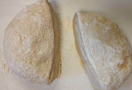 Фото шага рецепта Пирог с капустой зеленым горошком и яйцом 188842 шаг 19  