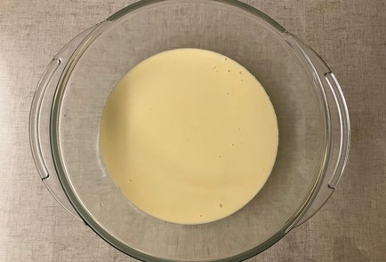 Фото шага рецепта Пирог с киви и персиками 176163 шаг 4  