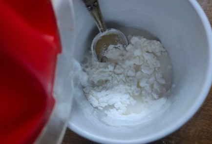 Фото шага рецепта Пирог с клубникой и ежевикой 186527 шаг 10  