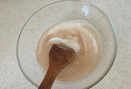 Фото шага рецепта Пирог с консервированным тунцом 186495 шаг 6  