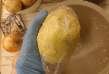 Фото шага рецепта Пирог с курицей и грибами в духовке 191251 шаг 10  