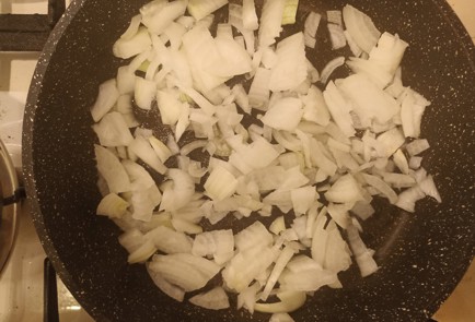 Фото шага рецепта Пирог с курицей и грибами в духовке 191251 шаг 13  