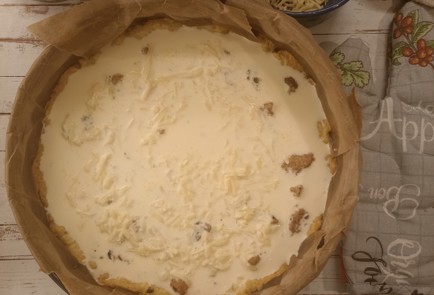 Фото шага рецепта Пирог с курицей и грибами в духовке 191251 шаг 24  