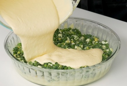 Фото шага рецепта Пирог с луком и яйцом 151480 шаг 8  