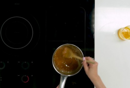 Фото шага рецепта Пирог с нектаринами 151134 шаг 8  