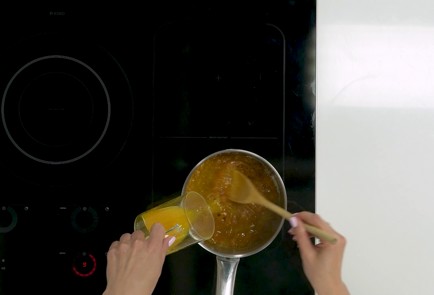 Фото шага рецепта Пирог с нектаринами 151134 шаг 9  