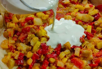 Фото шага рецепта Пирог с овощами на слоеном тесте 190377 шаг 19  