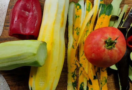 Фото шага рецепта Пирог с овощами на слоеном тесте 190377 шаг 3  