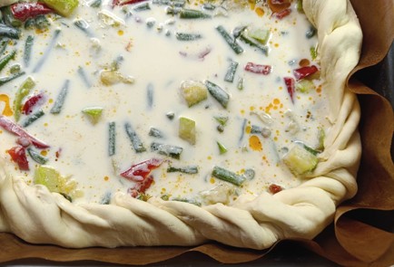 Фото шага рецепта Пирог из слоеного теста 190579 шаг 18  