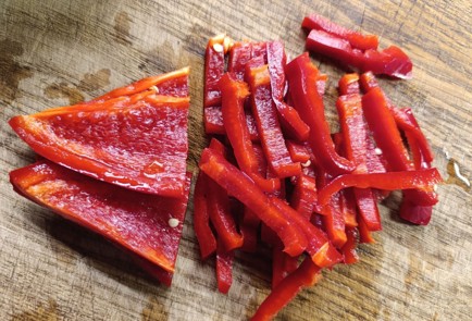 Фото шага рецепта Пирог из слоеного теста 190579 шаг 5  