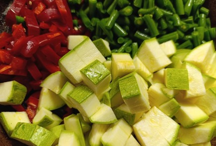 Фото шага рецепта Пирог из слоеного теста 190579 шаг 6  