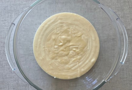 Фото шага рецепта Пирог с персиками и вяленой клюквой 186665 шаг 6  