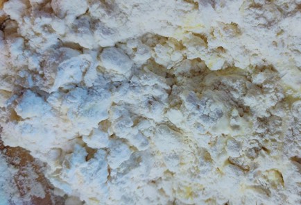 Фото шага рецепта Пирог с персиками на творожном тесте 189946 шаг 7  