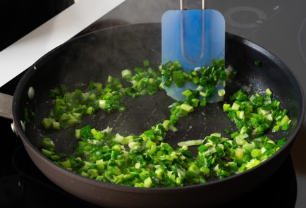 Фото шага рецепта Пирог с тархуном 139143 шаг 2  