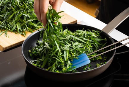 Фото шага рецепта Пирог с тархуном 139143 шаг 3  