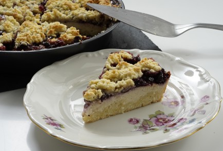 Фото шага рецепта Пирог с вареньем 152921 шаг 12  