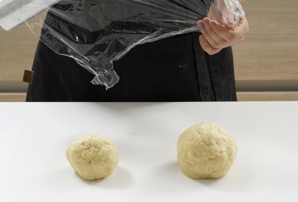 Фото шага рецепта Пирог с вареньем 152921 шаг 5  