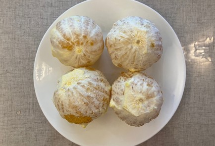 Фото шага рецепта Пирог с яблоками и апельсинами 175913 шаг 1  