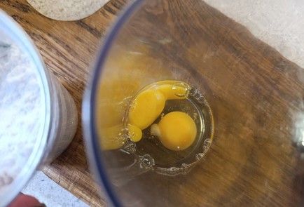 Фото шага рецепта Пирог с яблоками и изюмом 190610 шаг 15  