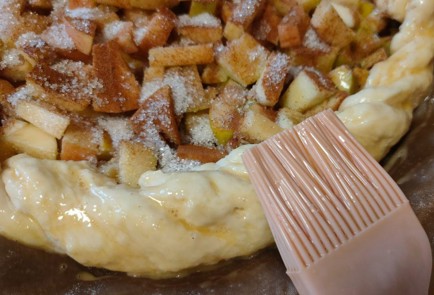 Фото шага рецепта Пирог с яблоками и корицей на постном тесте 188925 шаг 18  