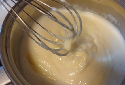 Фото шага рецепта Пирог с заварным кремом и яблоками 188957 шаг 10  