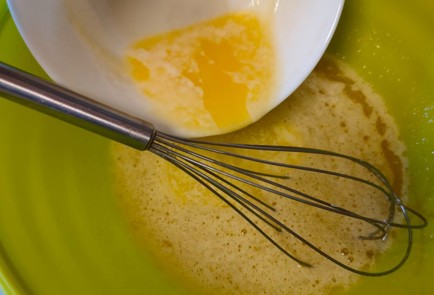 Фото шага рецепта Пирог с заварным кремом и яблоками 188957 шаг 21  