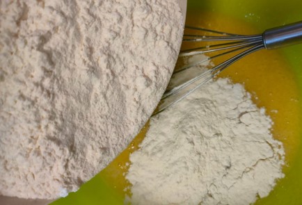 Фото шага рецепта Пирог с заварным кремом и яблоками 188957 шаг 22  