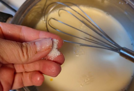 Фото шага рецепта Пирог с заварным кремом и яблоками 188957 шаг 7  