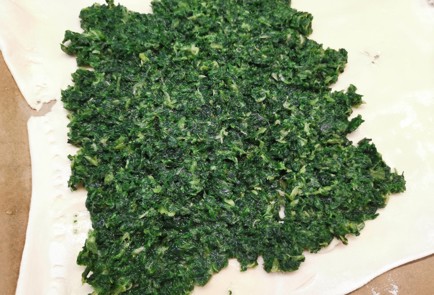 Фото шага рецепта Пирог со шпинатом 190601 шаг 4  